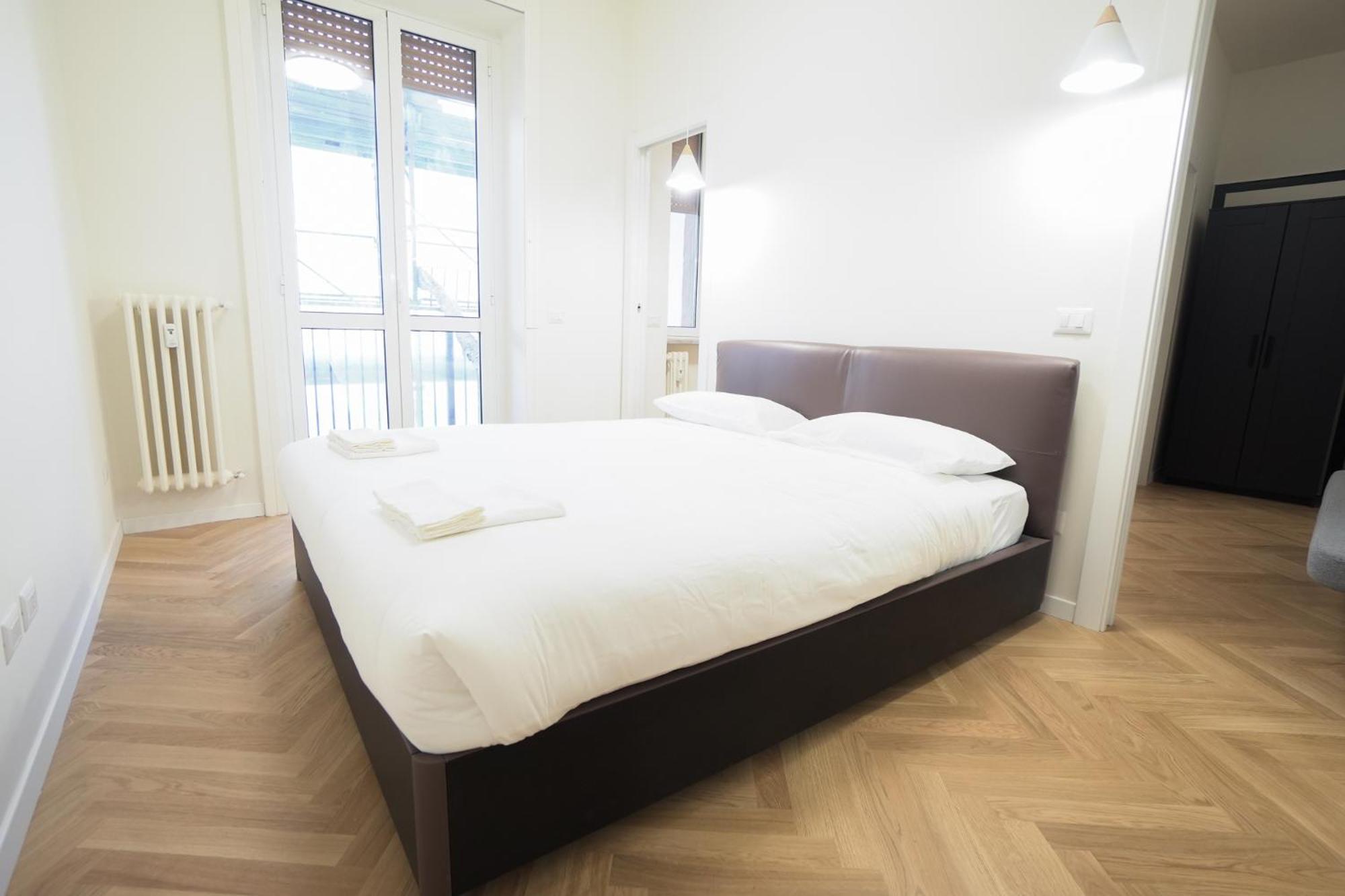 Brera Livings - Luxury Apartment, Full City Center Милан Экстерьер фото