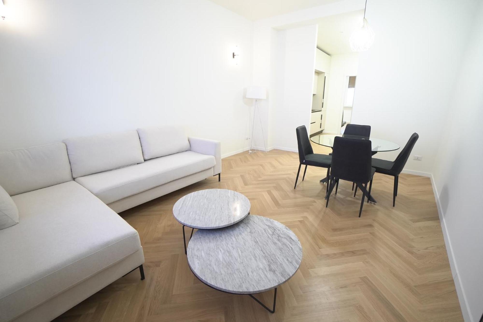 Brera Livings - Luxury Apartment, Full City Center Милан Экстерьер фото