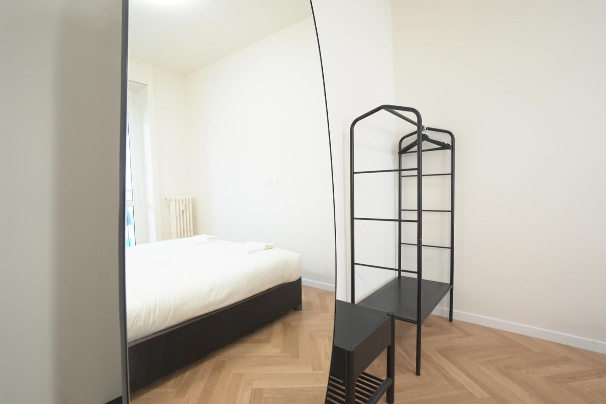 Brera Livings - Luxury Apartment, Full City Center Милан Экстерьер фото