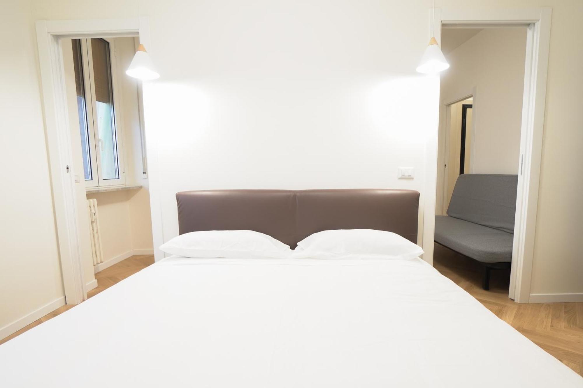 Brera Livings - Luxury Apartment, Full City Center Милан Экстерьер фото